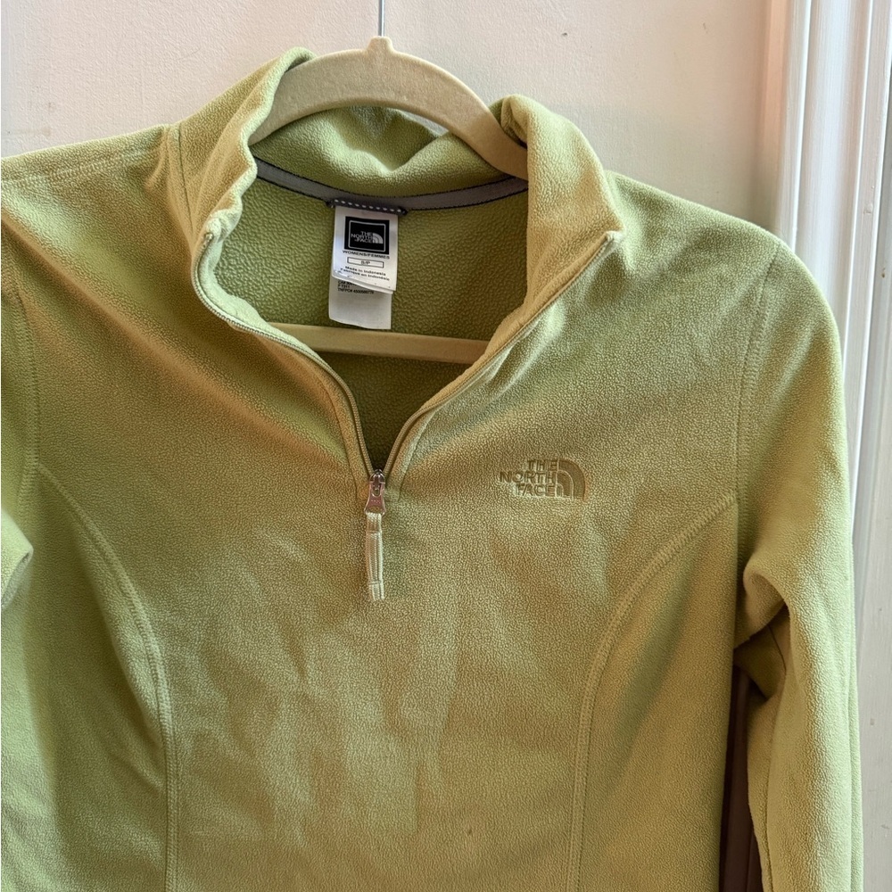 The North Face Women's TKA 100 1/4-Zip Fleece Pullover - Picture 3 of 8